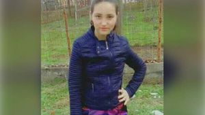 O fată de 14 ani a dispărut din Târgu Cărbunești. Copila este căutată de aproximativ 48 de ore