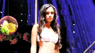 Florina Trandafir promite un pictorial incendiar! Ea este viitoarea coperta Playboy