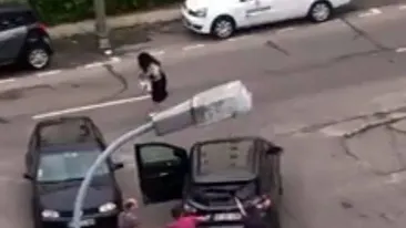 Scene șocante într-un cartier din Pitești. Cearta dintre doi vecini se putea încheia tragic