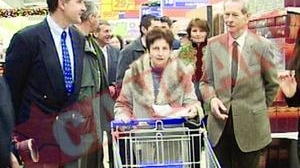 Regele Mihai pe post de Mos Craciun