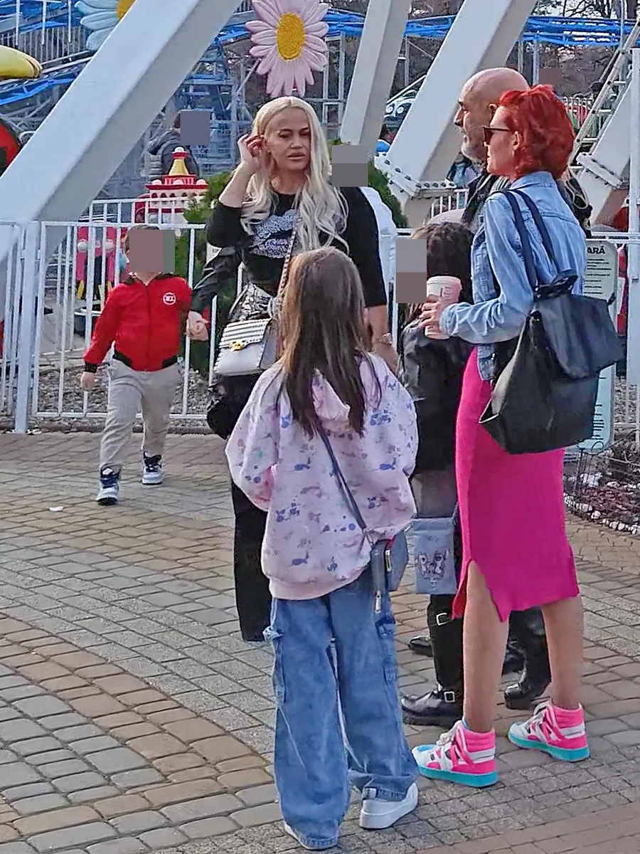 Anda Adam și Alin Gălățescu s-au întâlnit în parc