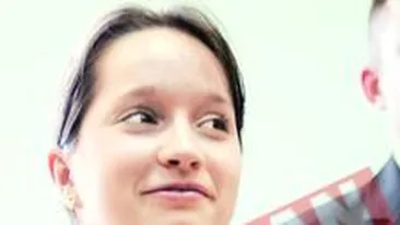 Doar Izbasa si Nistor stau singure-n camera