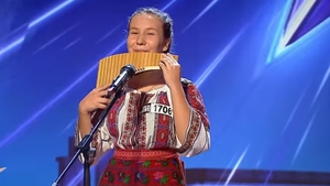 Diana a stârnit un val de controverse pe scena de la ”Românii au talent”: ”Florin Călinescu spune ”Da!” la femei goale”