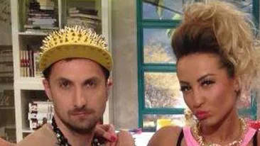 Nu cu Bendeac se saruta de fapt asistenta noua de la Neata! In viata reala, Flavia are un iubit indulgent, chiar daca e italian!