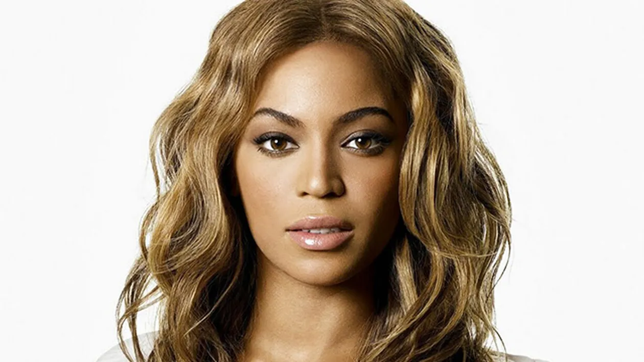 Credeti ca nu si-a dat seama cand a postat fotografia? O celebra cantareata si-a etalat lenjeria intima pe net