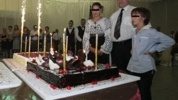 Copiii unui milionar roman s-au fotografiat intr-o ipostaza controversata! Prietenii i-au pus la punct: “Incest se numeste asta”