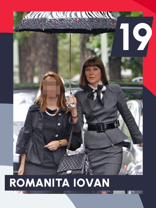 Atenţie! Intră în acţiune TOP 30 de vedete care fac senzaţie indiferent de vreme. Anna Lesko, Inna şi Bianca Drăguşanu au încins imaginaţia ude… dar cu stil! 