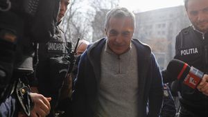 Gigi Becali, reacție neașteptată după ce Călin Georgescu a fost săltat de Poliție și dus la Parchetul General: ”Știam ce probe au!”