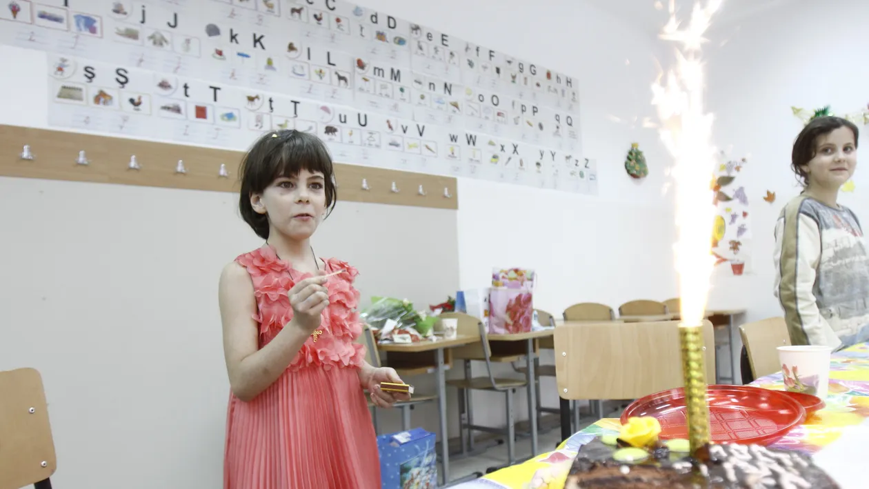 Eliza, fiica celei mai batrane mame din Romania, n-a dormit aproape deloc inainte de aniversarea de astazi! Afla de ce!