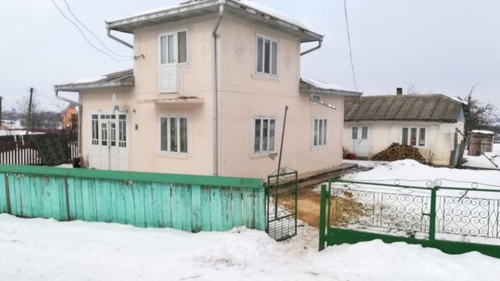 Decizia prin care primarul a umplut comuna de copii! ”Nu plătesc, este cald, iar banii îi folosesc pentru…”