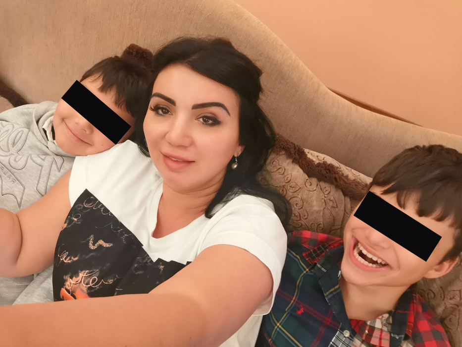 Adriana Bahmuțeanu, departe de copii cu ocazia sărbătorilor de iarnă. Silviu Prigoană i-a “confiscat”. “Așa e hotătârea judecătorească!”
