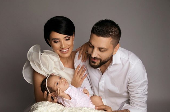 Primele imagini de la nunta Adelinei Pestrițu cu Virgil Șteblea. Cum arată rochia de mireasă