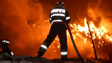 Incendiu puternic intr-un bloc din Timisoara! O persoană a fost rănită, iar alte cinci, intoxicate cu fum: M-am trezit în fum