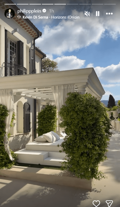 Lux extrem în „Chateau Falcon”. Cum arată casa de 280 de milioane de euro a lui Philipp Plein