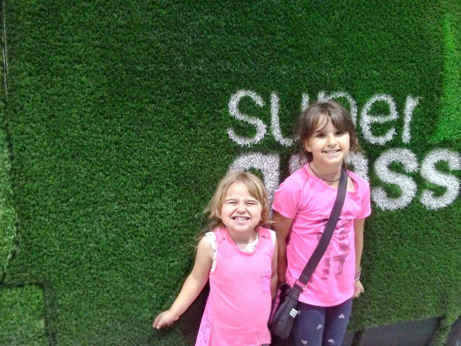 Cristina (10 ani) și Vanesa (4 ani), cele două fiice ale vedetei