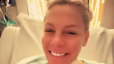 Celebra cântăreață, în stare gravă de Revelion! ”Las durerea în urmă”