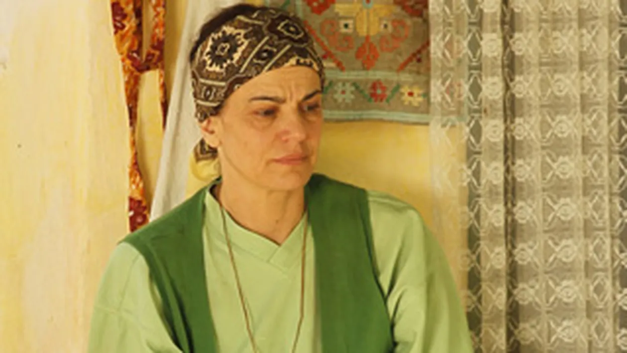 Maia Morgenstern intristata de viata la tara, cu dureri si tristeti neimpacate... Uite cum arata actrita