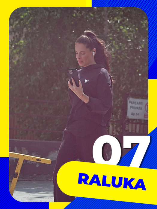 TOP 30 VEDETE care fac live-uri, story-uri și selfie în public, dar… Cum arată din celălalt unghi! Nici dacă te chinuiai nu le prindeai așa!