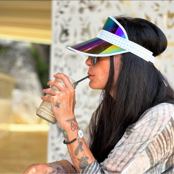 Alexandra Paven a rămas cu copilul în urma divorțului (foto: facebook)