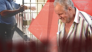 Gardienii îl păzesc non-stop pe Gheorghe Dincă, ca să nu se sinucidă!