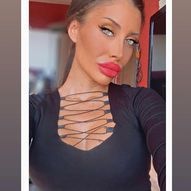 Maria știe ce vrea și cu greu ajungi la inima sa!