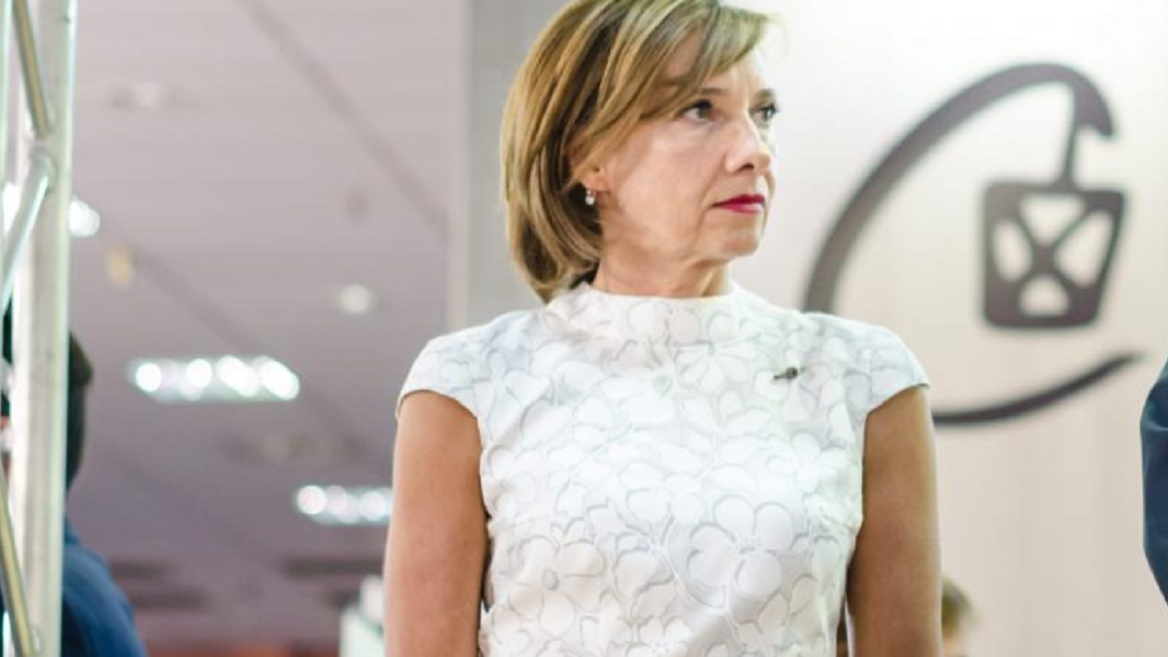 Anunț de ultimă oră de la liceul la care predă Carmen Iohannis! Decizia se pune în aplicare luni, de la prima oră