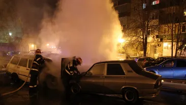 Piromanul din Drumul Taberei a ajuns la psihiatrie dupa ce a incendiat 13 autovehicule!