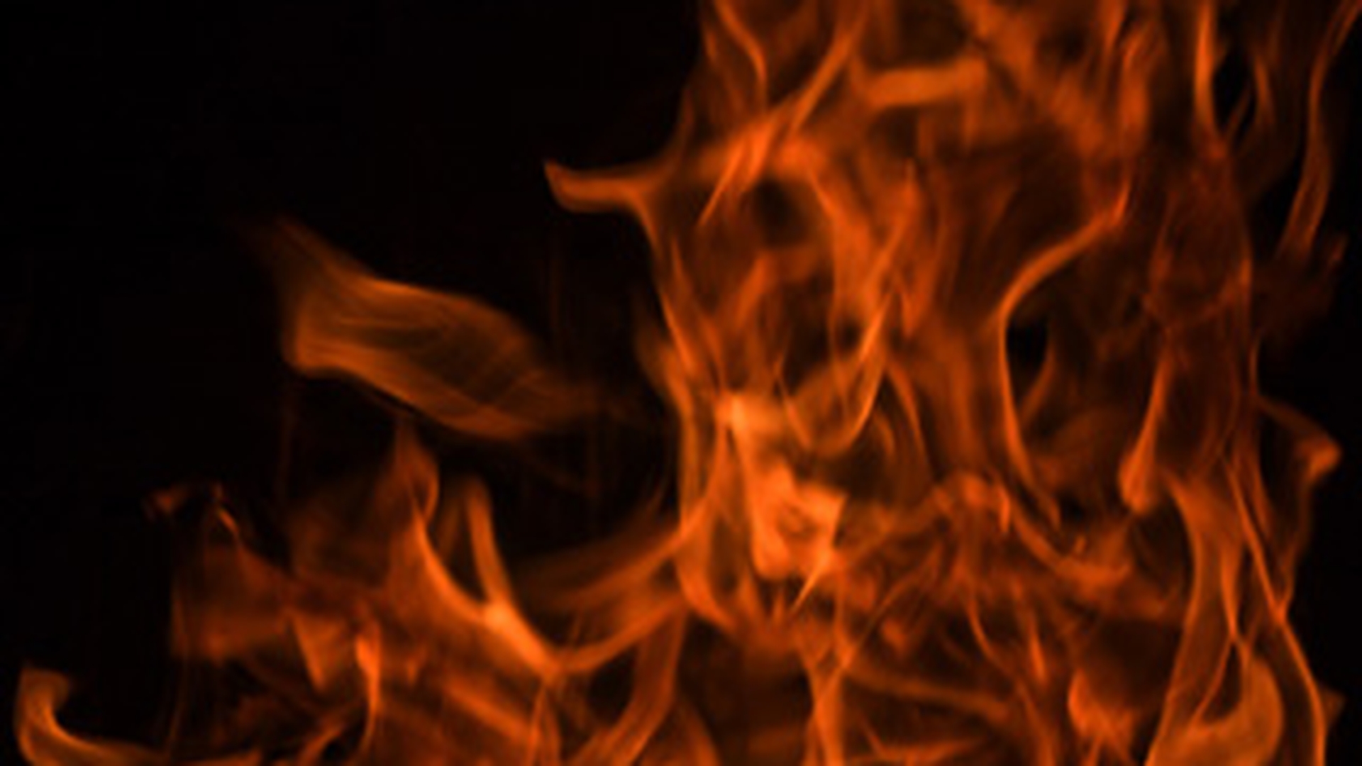 Un copilas de trei ani a murit intr-un incendiu izbucnit la Roma, intr-o tabara de tigani!