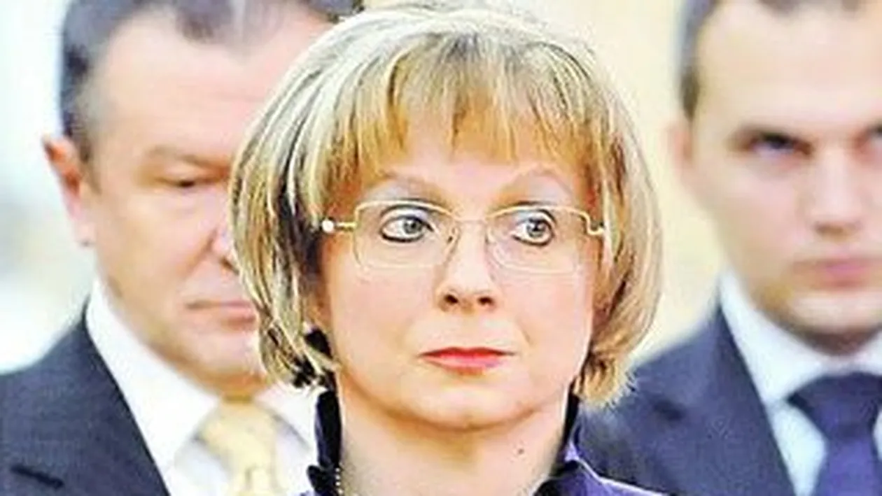 Daniela Andreescu vrea sa scape de rudele de gradul I! Fosta sefa de la Guvern a bagat divort