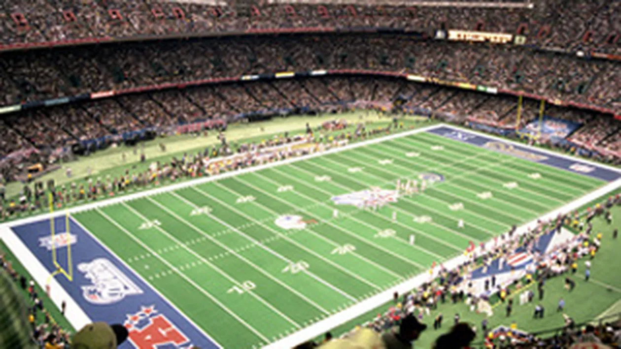 Mega afacere! Sa dai 200 de euro pe un bilet la Super Bowl si sa stai in afara stadionului!
