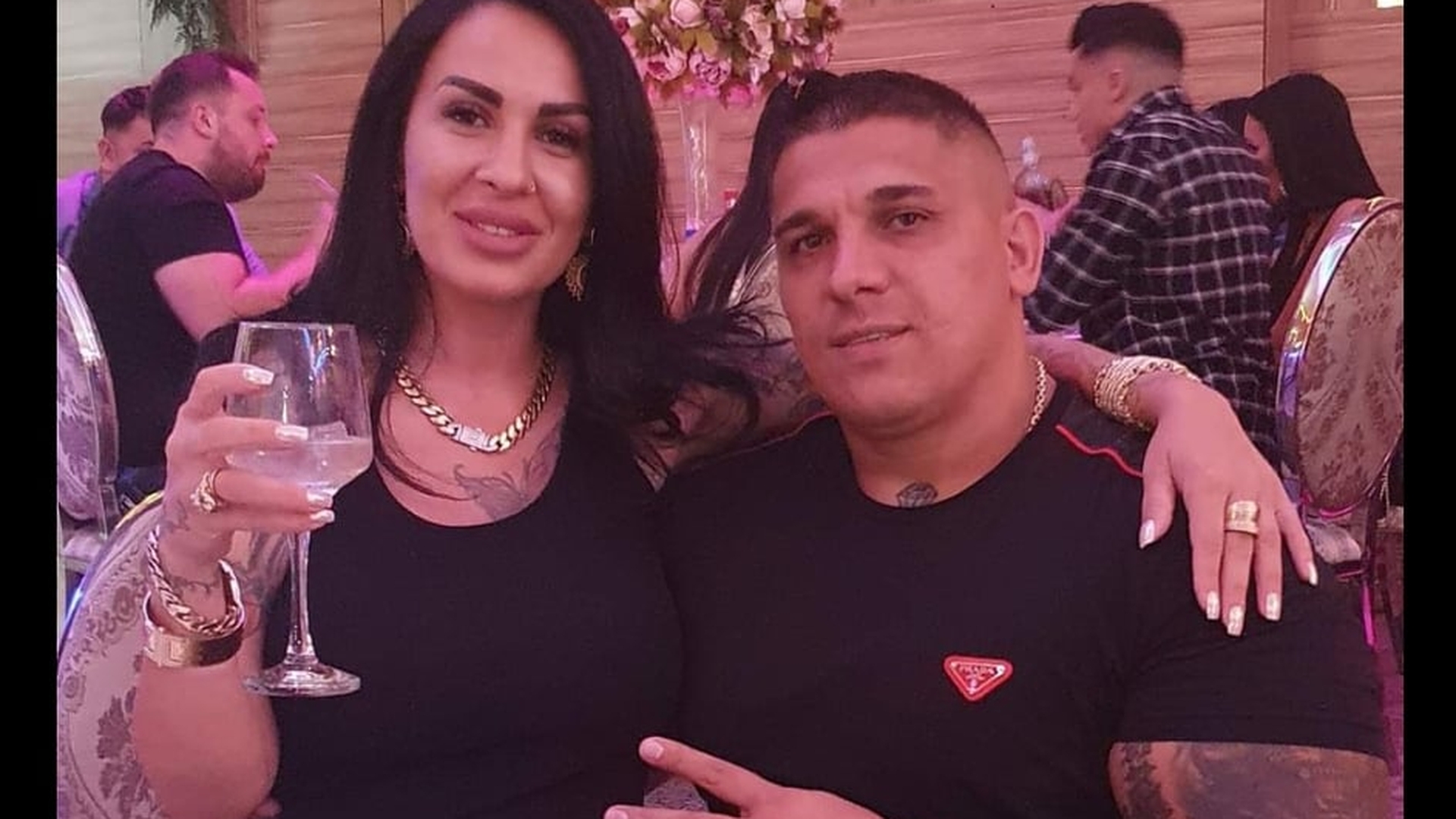 Scandal în sânul unui clan din Iași! Adrian Corduneanu și fratele său sunt la cuțite, iar în scenă au intrat și soțiile. Care este mărul discordiei