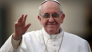 Papa Francisc vine în sprijinul bolnavilor de Covid-19 de la Spitalul Județean Suceava. Ce donații a făcut Suveranul Pontif