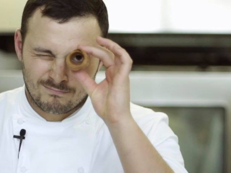 Alexandru Comerzan a fost anunțat în presă drept câștigător