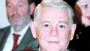 Teodor Melescanu s-a autosuspendat din PNL. A acceptat propunerea de a prelua sefia SIE