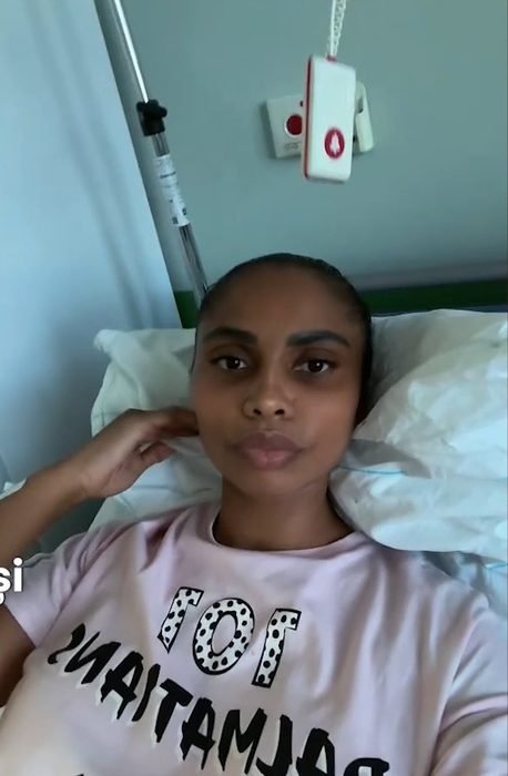 Laurette, de urgență la spital după ultima operație. Aquafilling-ul i-a pus viața în pericol: ”Piciorul s-a infectat din nou”