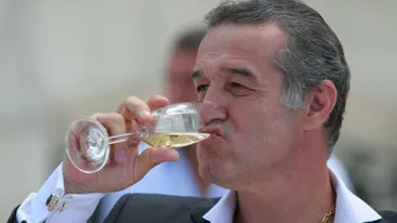 Pregăteşte ”ultimul tun”? Ce ”aranjament” a făcut GIGI înaintea meciului contra lui HAGI