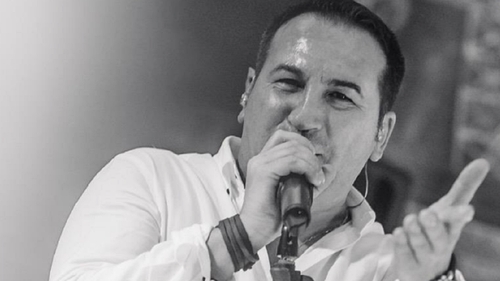 BREAKING | Cântărețul Florin Decuseară a murit, la doar 46 de ani, după ce a căzut de la 10 metri înălțime