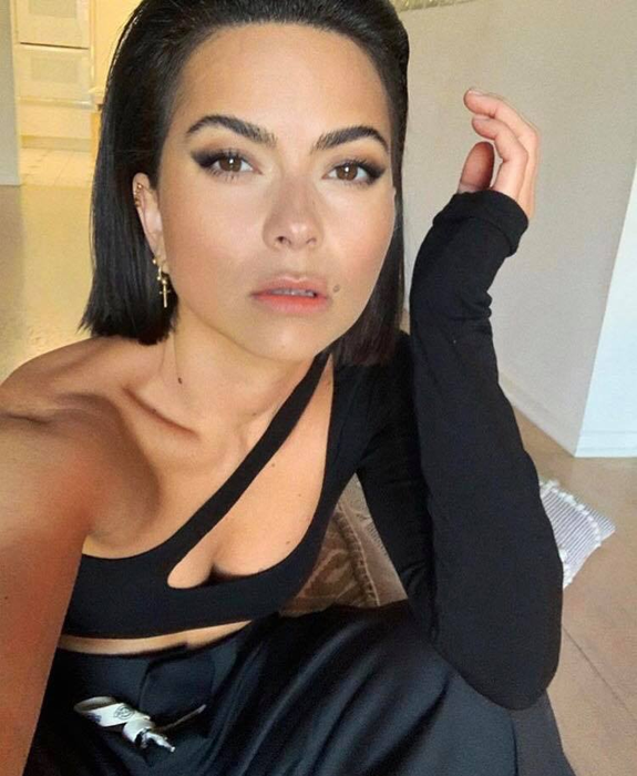Fostul iubit al lui Carmen Minune, surprins cu Inna într-o ipostază foarte apropiată: “Suflet frumos”. Fanii i-au felicitat