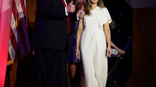 Melanie Trump a cheltuit o sumă colosală pe ţinuta pe care a purtat-o la prima apariţie în calitate de soţie a preşedintelui Americii