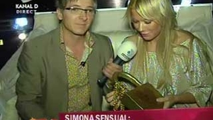 VIDEO Simona Sensual vrea sa fie violata in puscarie!