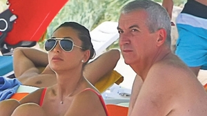 Bucurie mare in familia lui Calin Popescu Tariceanu! Fostul premier a devenit tata, pentru a treia oara