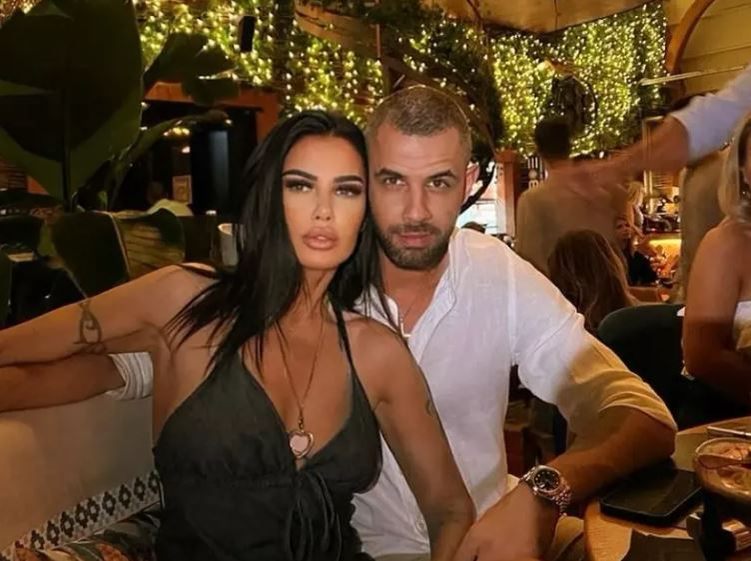 Oana Zăvoranu, victima unei fraude cibernetce