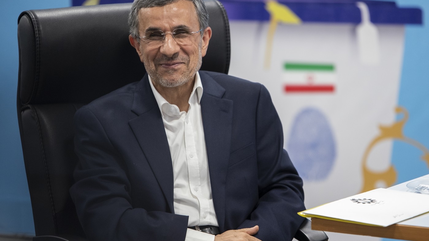 Doliu în Iran! Fostul preşedinte Mahmoud Ahmadinejad a murit într-un atac aerian asupra Teheranului