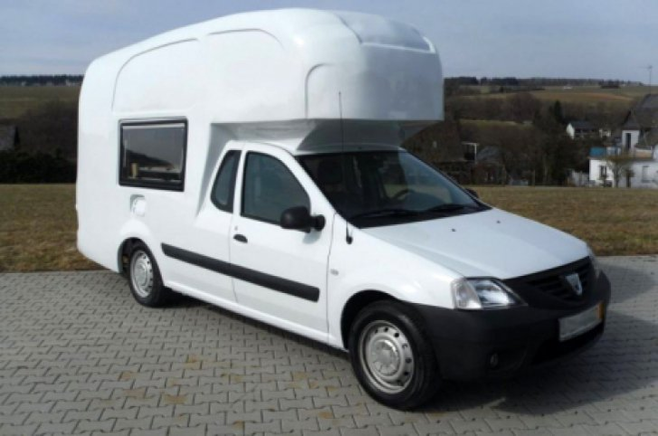 Cum arată Dacia Logan Mini Camper, maşina în care te poţi muta cu familia