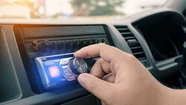 Cel mai periculos cântec de Crăciun. Șoferii sunt sfătuiți să nu asculte această melodie când conduc