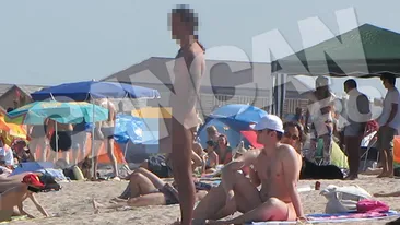 Istoria se repeta in fiecare an la Vama Veche: tatuatul care a speriat o plaja intreaga! Barbatul s-a dezbracat in fata copiilor