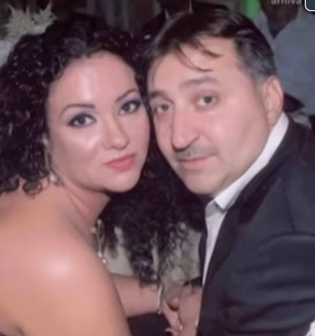 Cum arată Carmen Rusu, soția lui Vali Vijelie. Cei doi sunt căsătoriți de 17 ani
