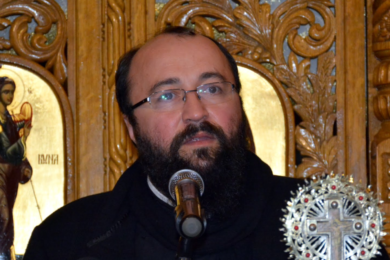 Scandal după ce Andrei Gheorghe a fost incinerat. Biserica Ortodoxă a luat foc. “Un impostor. Este un abuz!”