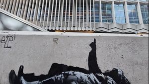Misteriosul Banksy revine! O nouă operă de artă a apărut din senin pe zidurile Londrei!
