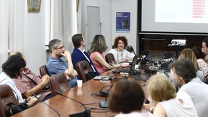 Publicul digital caută sursele de informare echilibrate, online și offline!